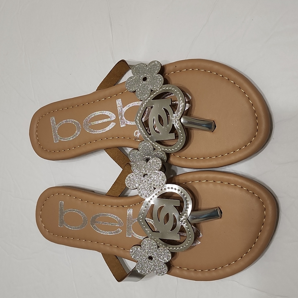 GIRLS size XL (13) BEBE silver thong sandal